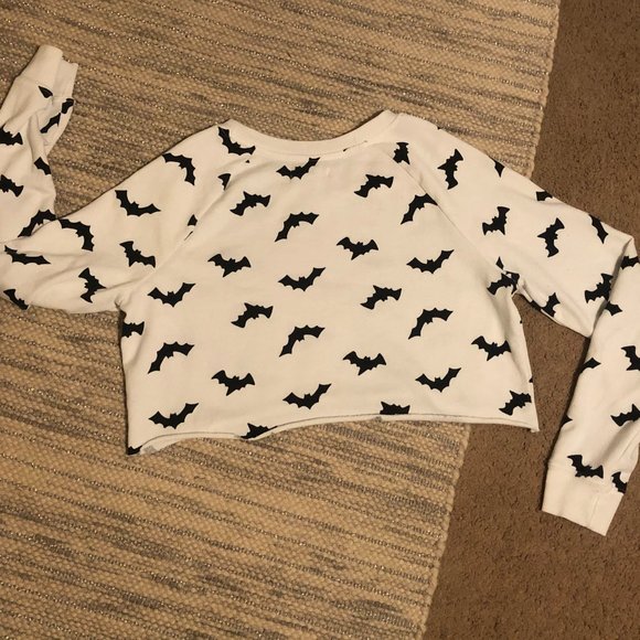 2/$19 Grayson Threads Cropped Bat Sweater - Picture 3 of 3